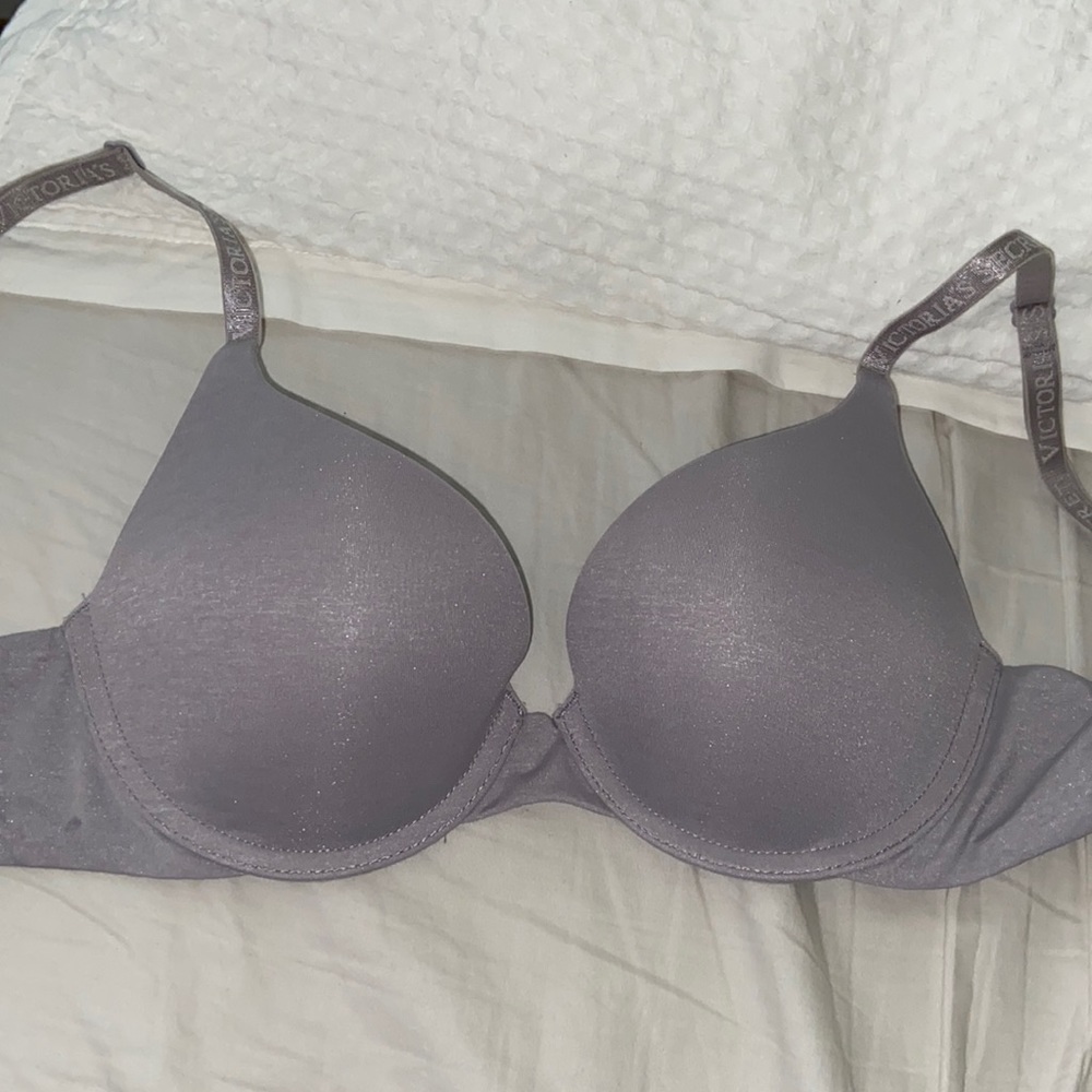 Victoria’s secret bra